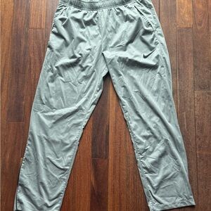 Nike Men's Light Gray Joggers Lightweight Dri-Fit Size XL